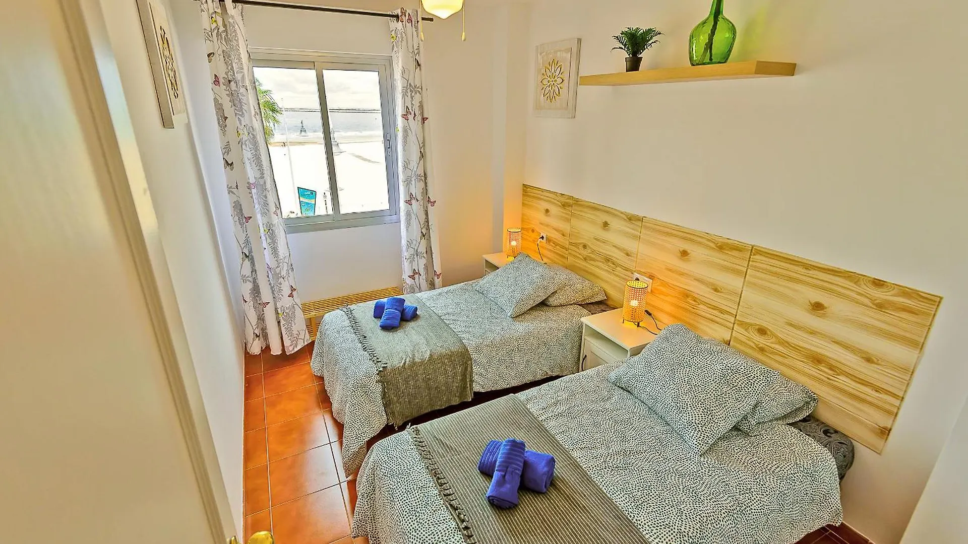 Beachfront Duplex 1ª Linea & Terraces Oceanfront El Puerto de Santa Maria Spain