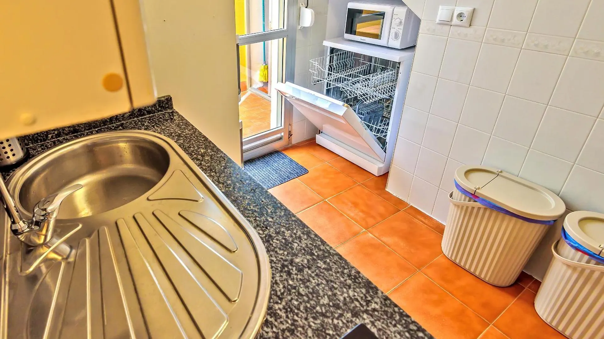 Beachfront Duplex 1ª Linea & Terraces Oceanfront Эль-Пуэрто-де-Санта-Мария Апартаменты