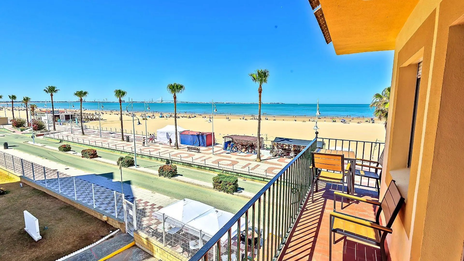 Beachfront Duplex 1ª Linea & Terraces Oceanfront El Puerto de Santa María